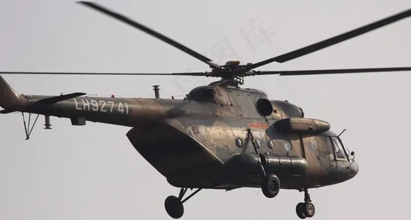 米17直升机图片