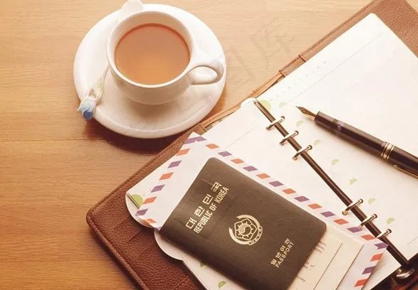 韩国国外旅游网站模板psd模版下载