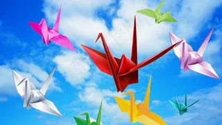 彩色千纸鹤PSD 下载
