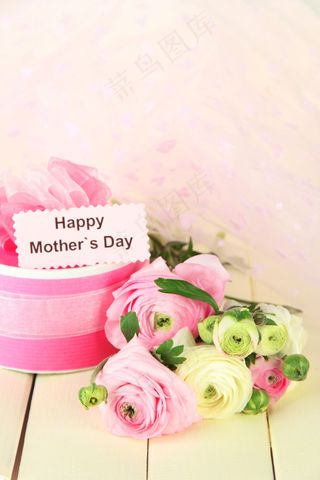 母亲节送给妈妈的礼物和鲜花图片