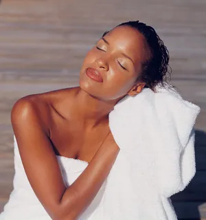 沐浴（高清）图片