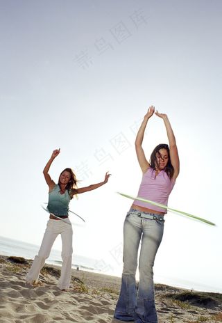 假日休闲美女图片