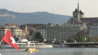 瑞士国旗在日内瓦湖股票视频 视频免...