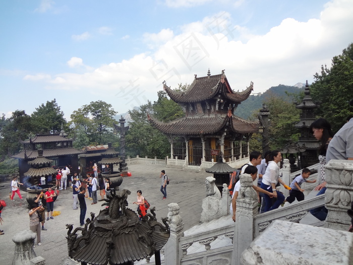 九华山寺庙图片