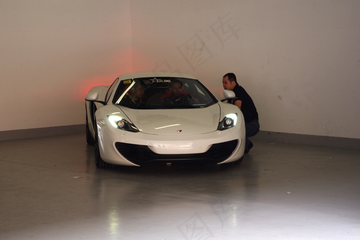 2012中国超跑嘉年华p房麦卡伦图...