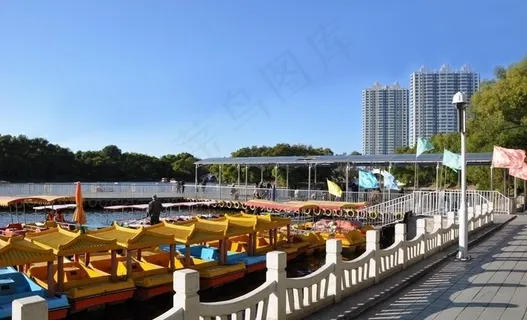 公园一角图片 公园一角图片