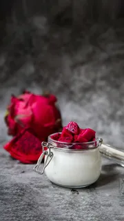 红色火龙果高清摄影图片