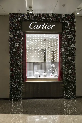 卡迪尔橱窗图片