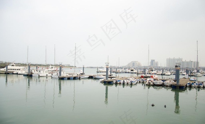 海滨码头图片