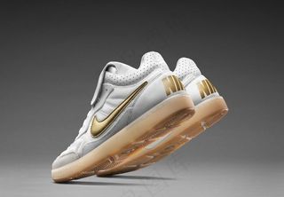 足球休闲鞋图片