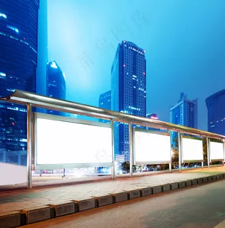 灯箱广告与高楼大厦 灯箱广告与高楼大厦