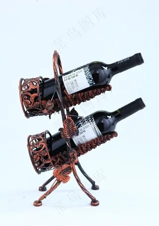 葡萄酒和酒架图片