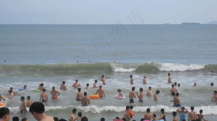 夏天的海滩图片
