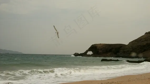 亚丁海滩图片 亚丁海滩图片