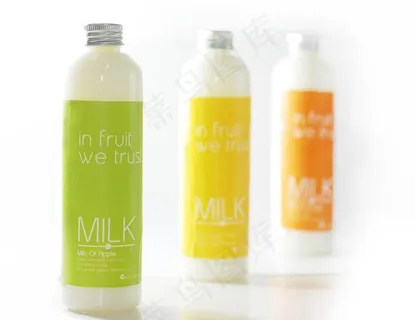 牛奶包装图片