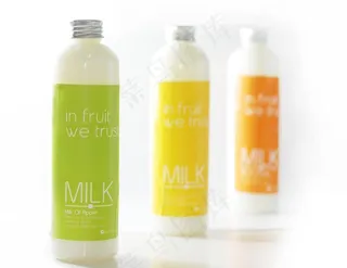 牛奶包装图片