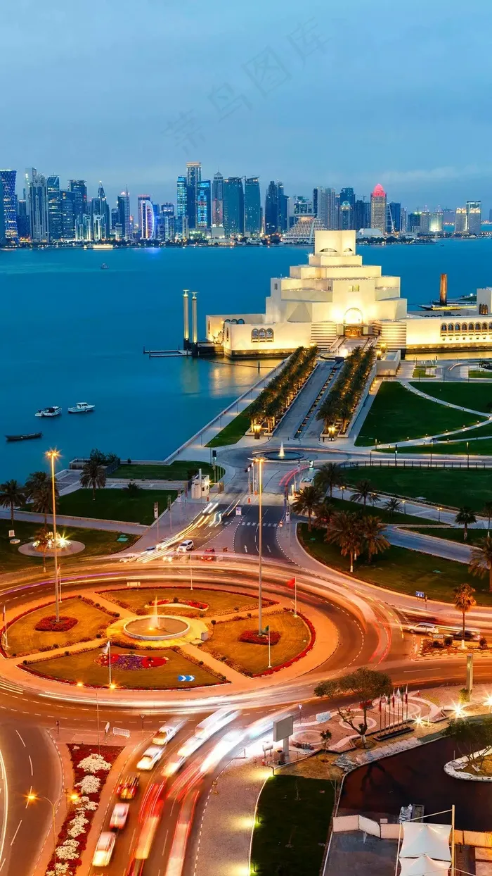 海滨城市夜景高清摄影图片