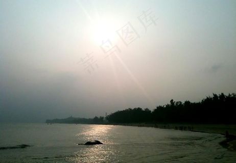 傍晚海滩风景图片