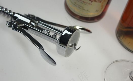 开瓶器 洋酒图片