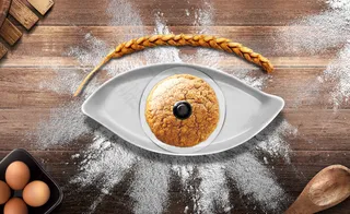 暗色眼睛糕点蛋糕