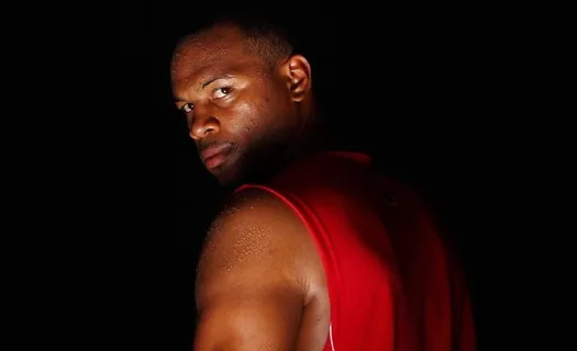 海耶斯代言乔丹体育宣传照图片