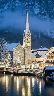 被雪覆盖的房屋高清摄影图片