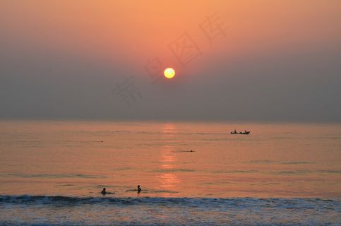 海上日出图片