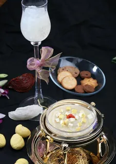 雨肥香栗燕窝图片 雨肥香栗燕窝图片