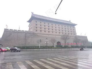 西安古城安远门图片