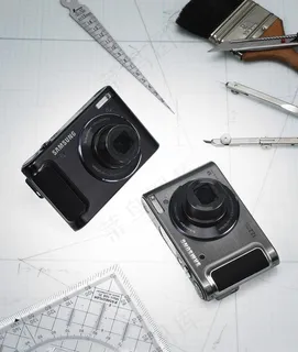 数码相机与尺子图片