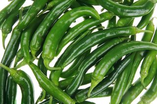 新鲜的红辣椒食材高清图片