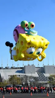 海绵宝宝气球高清摄影图片