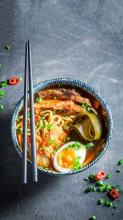 美食诱惑鸡蛋面高清摄影图片