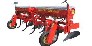 中耕施肥机图片