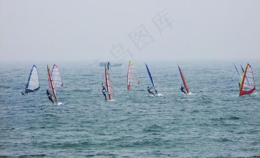 海上风帆图片