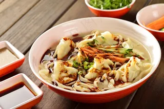 麻辣钟水饺图片