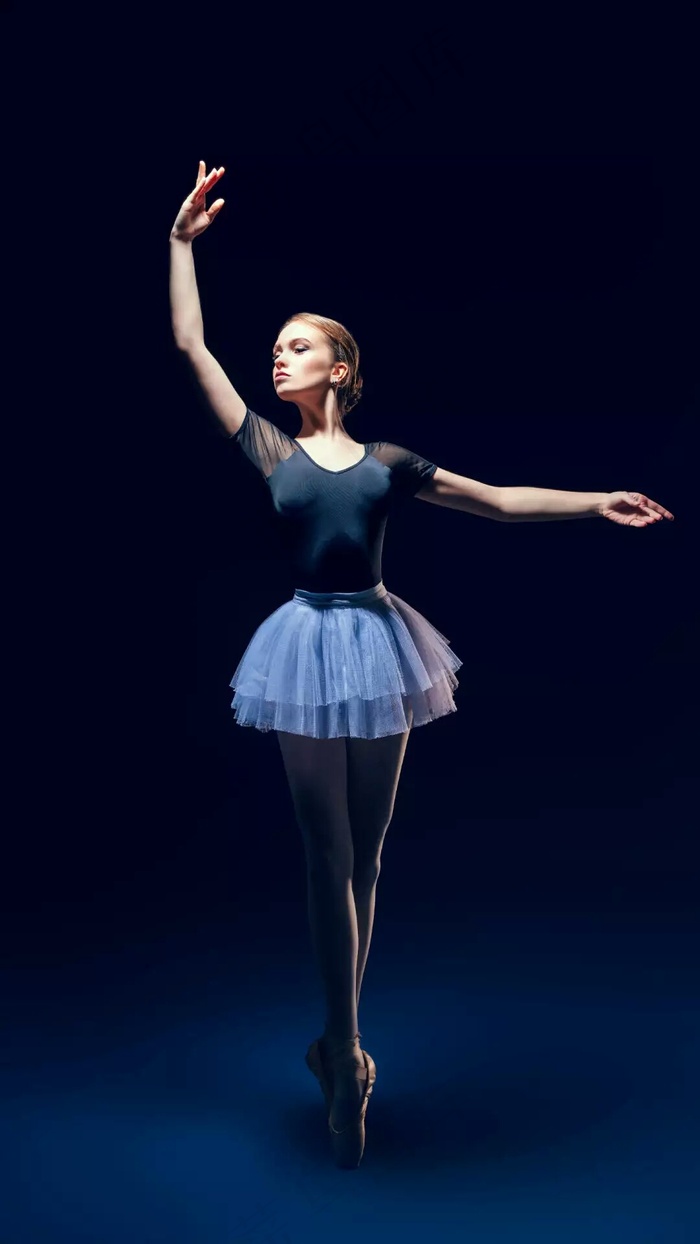 跳芭蕾舞的人高清摄影图片