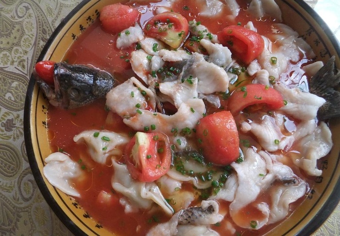 西红柿炖鱼片图片