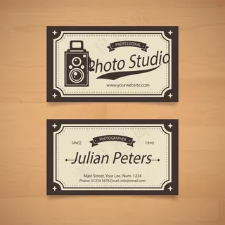 咖啡色创意名片