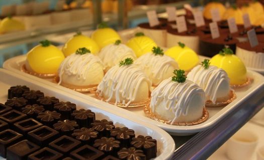 手工巧克力 奶油小蛋糕 提拉米苏杯...