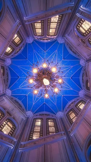 房顶吊灯高清摄影图片