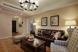 美式客厅个性吊灯装修效果图