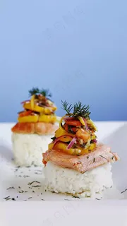 饭团与菜高清摄影图片