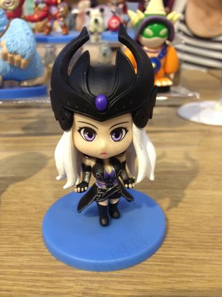 英雄联盟辛德拉手办图片