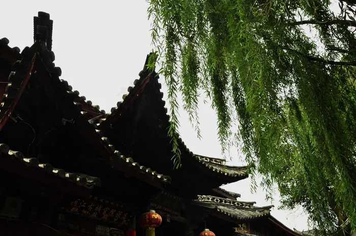 丽江古城飞檐图片