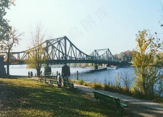 欧式桥建筑近景图片