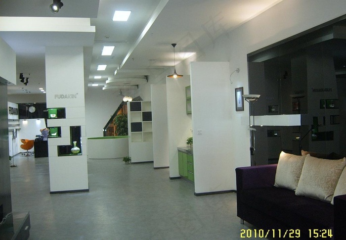 灯饰店图片