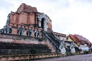 清迈柴迪龙寺图片