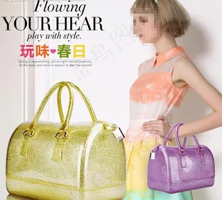 淘宝女包广告图片