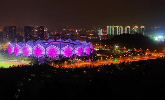 深圳龙岗大运场馆夜景图片 深圳龙岗大运场馆夜景图片
